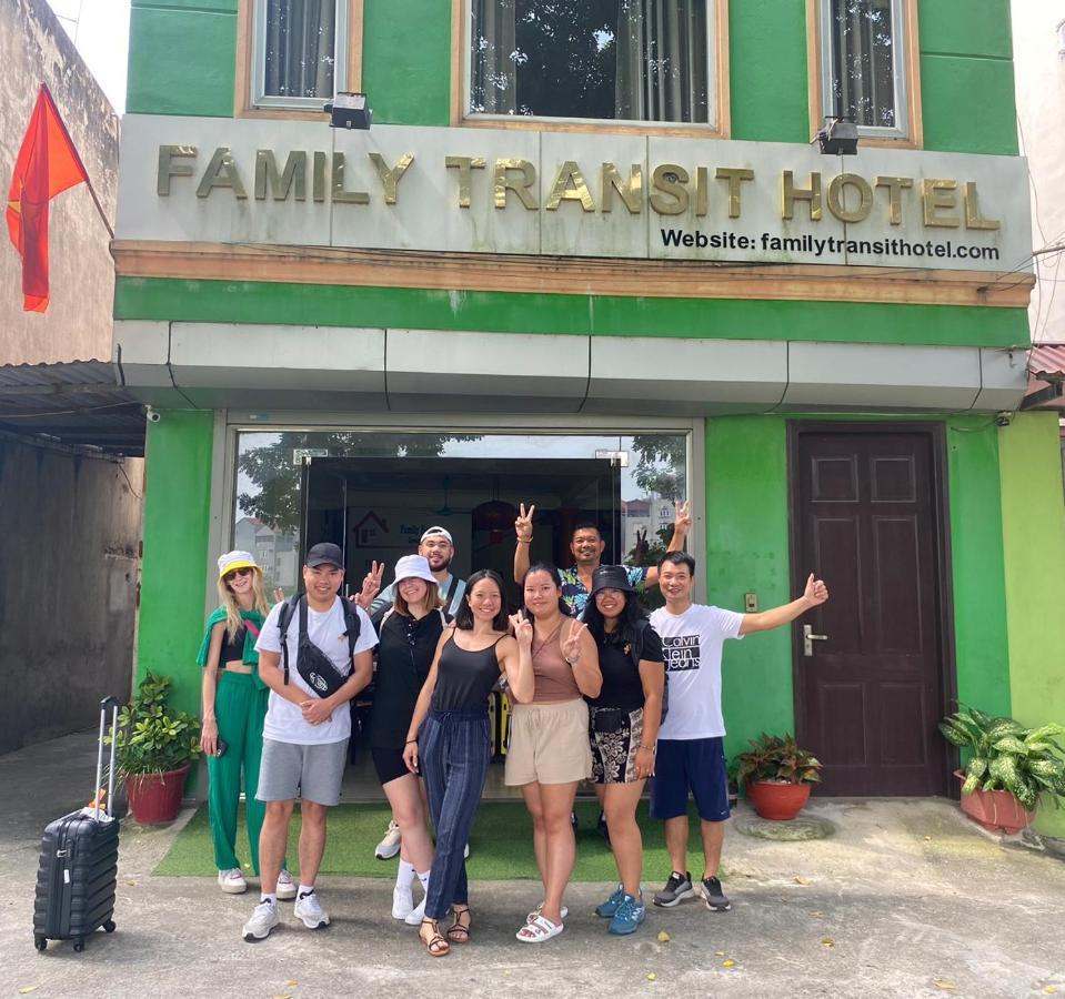 Family Transit Hotel Thach Loi Eksteriør bilde